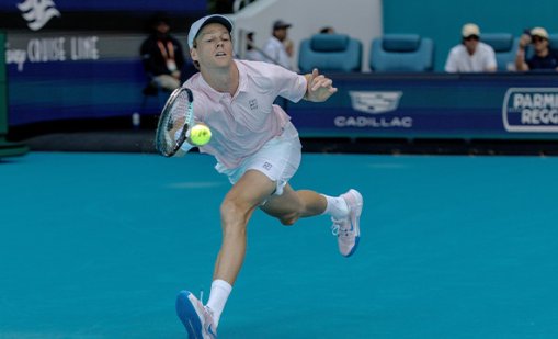 Полуфиналите при мъжете в Маями носят два полюсни сюжета