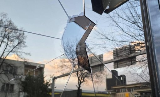 Извършено е нападение над българското посолство в Скопие, България остро осъжда този акт