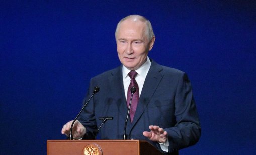 "Хуманистът" Путин: Как Кремъл измъчваше, а после търгуваше с американския си затворник