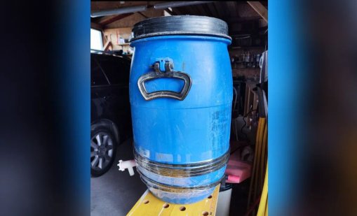 Българско изобретение: "Смарт" бидон за кисело зеле 