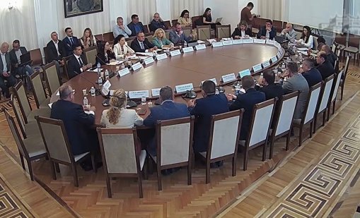Министър Иванов: Готов е първият нов сондаж за вода в Плевен