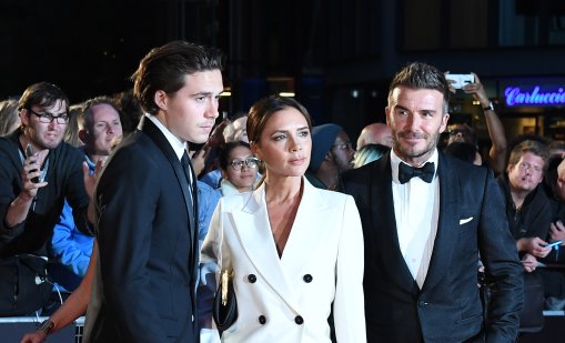 Виктория и Дейвид поздравиха Бруклин за рождения му ден и май го разсърдиха още повече