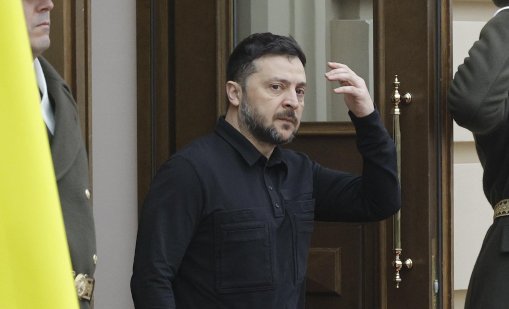 Самолетът на Зеленски е бил атакуван от военни дронове