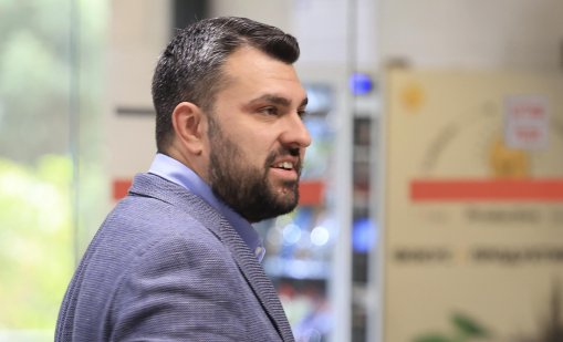 Георг Георгиев за Йотова и Радев: Живеем в паралелни реалности