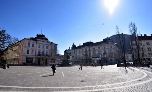 Коледният бонус става задължителен в Словения