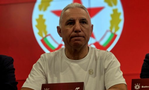 Христо Стоичков ще води голям отбор за откриването на &bdquo;Армията&ldquo;