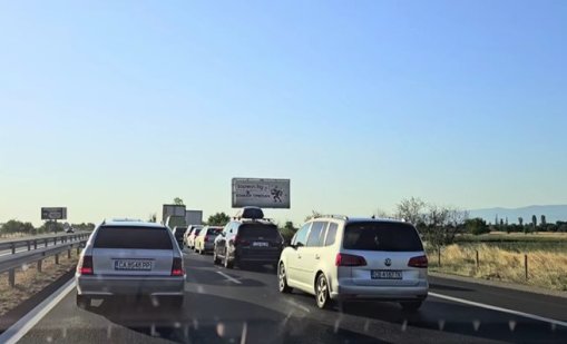 Катастрофа затапи магистрала "Тракия" към Бургас