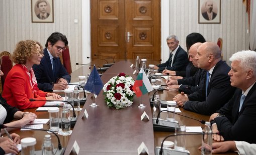 Радев: Модернизацията на армията ни допринася за укрепването на колективната отбрана на НАТО