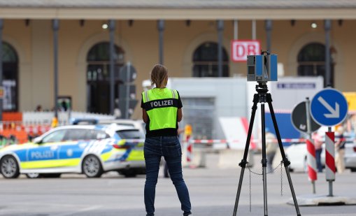 Двама българи са задържани след палеж с коктейли Молотов в Мюнхен