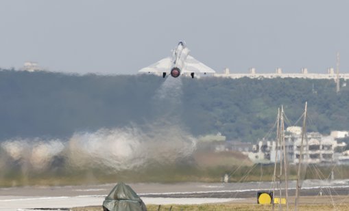 Турция получи американски двигатели за изтребителя KAAN