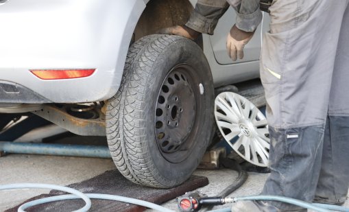 От днес: КАТ глобява шофьорите с неподходящи гуми