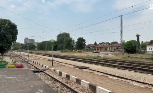 Лятото пътува с БДЖ: Жега във вагоните, молба за климатици