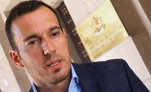 Терзиев покрусен след убийството в столичния мол