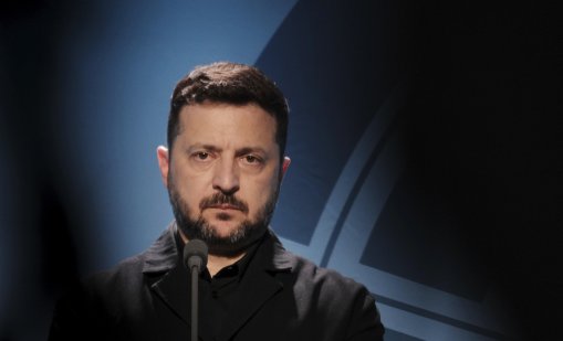 След Г-7 Зеленски проведе още един разговор с Тръмп и Макрон