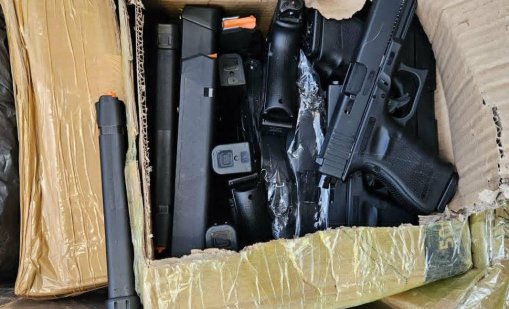 Митничари откриха контрабандни оръжия в камион, пътуващ от Турция за Норвегия