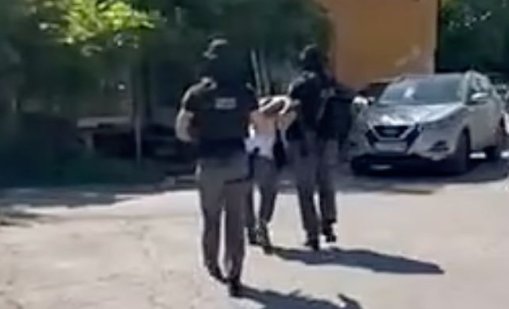 Арести в Ботунец: Задържаха ли бандата на "Калашниците"? ВИДЕО