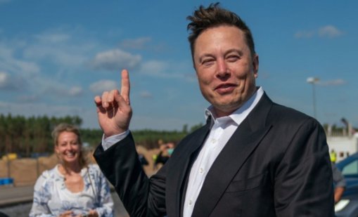 Мъск стана първият в историята с богатство от над $600 млрд. 