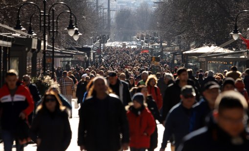 Населението на България се топи, но в София - расте 