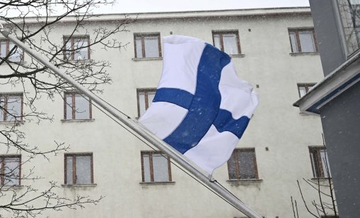 Финландия подозира, че кораб е повредил подводен кабел