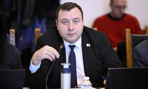 Петър Петров: Заседанието на ВСС е закъсняло, законът е категоричен