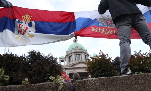 Паравоенни лагери,  религиозна омраза, шпионаж: Как Русия използва Сърбия за полигон? 