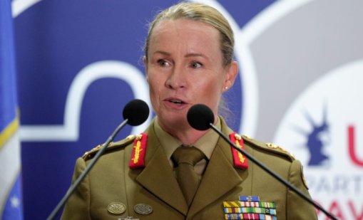 За първи път жена оглави Сухопътните войски на Австралия