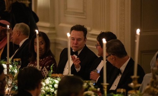 След тиха дипломация от Ванс: Как Тръмп и Мъск отново са приятели? 