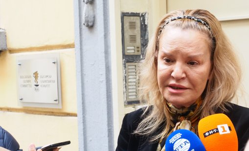 Агенцията по вписванията отказа да заличи Костадинова като шеф на БОК