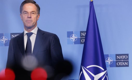 НАТО ще проверява дали ирански ракети могат да стигнат Европа 