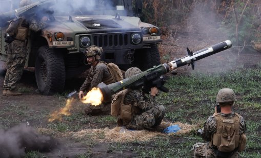 Става страшно: САЩ влизат в Иран по земя