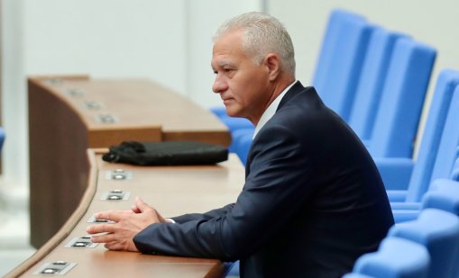 В кадър: НС избра Пламен Тончев за шеф на ДАНС