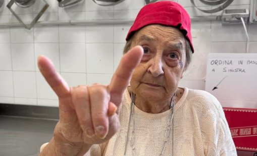 Любимата TikTok звезда на Италия: 84-годишна баба призовава инфлуенсърите да работят