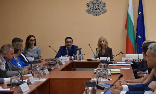 Пулев: Намаляването на административната тежест е приоритет