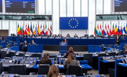 ЕП одобри пакет от заеми за Украйна в размер на 90 милиарда евро