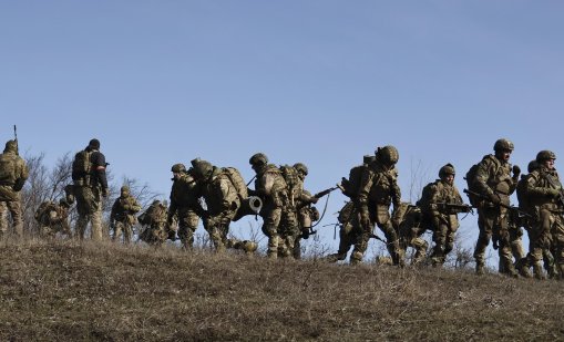 Киев напредва в технологичната надпревара с Русия чрез AI и сателитни системи