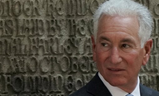 Сватът на Тръмп Чарлз Къшнър отива посланик на САЩ във Франция