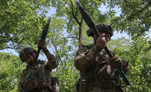 Украйна или битката за приобщаването на най-голямата армия в Европа към ЕС