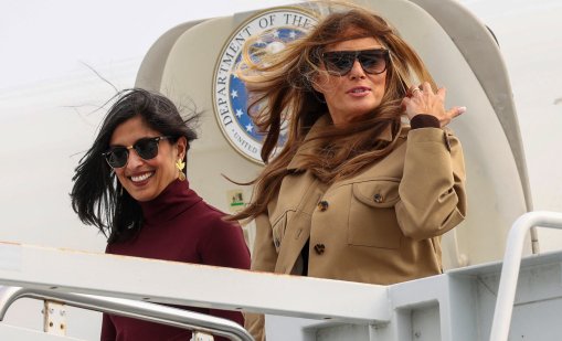 В кадър: Мелания Тръмп и Уша Ванс заедно при "тюлените"