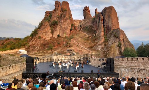 Белоградчишките скали отново ще са декор за емблематичните фестивали "Опера на върховете&rdquo; и &ldquo;Сцена на върховете&ldquo;