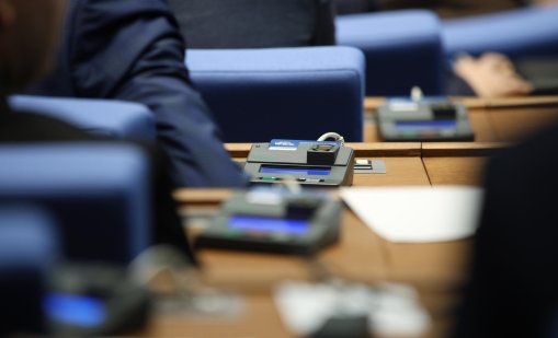 НС  каза „не“ на по-високото обезщетение за майките, върнали се на работа