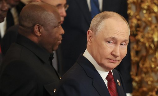 Разкол в Европа: Да се говори ли с Путин или не?