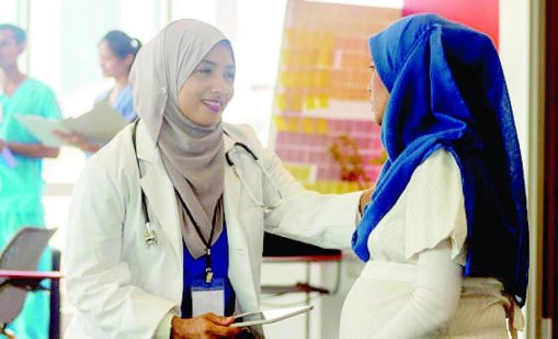 Внасяме медицински сестри от Индонезия 