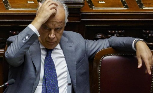 Италианска журналистка разкри, че има връзка с вътрешния министър Пиантедози