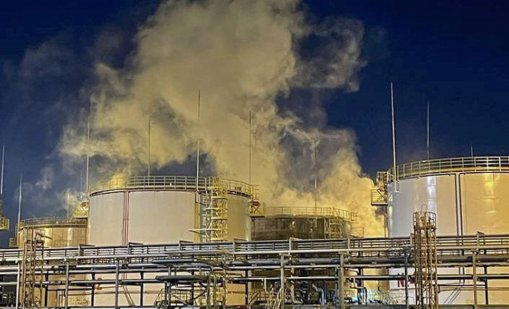 Пожар избухна в петролна рафинерия в Краснодарска област в Русия