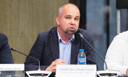 Първан Симеонов: Предсрочен вот ще даде струя за партия на Радев
