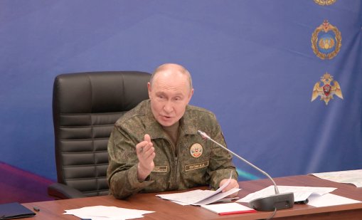 Путин посети руски команден пункт в в Северния военен окръг