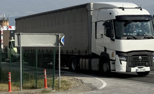 Спират камионите по &bdquo;Тракия&ldquo;, &bdquo;Струма&ldquo; и през Кресненското дефиле днес и в неделя