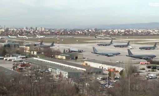 Самолетите KC-135, които кацнаха в София и разбуниха духовете - каква е истината? ВИДЕО