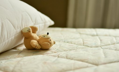 Девет часа сън на денонощие намаляват риска от затлъстяване при момчетата