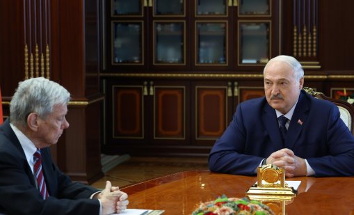 Приятелството на Тръмп с Лукашенко може да проправи път за сделка с Путин